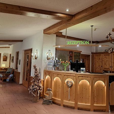 Naturhotel Lindenhof Rechenberg-Bienenmühle Buitenkant foto