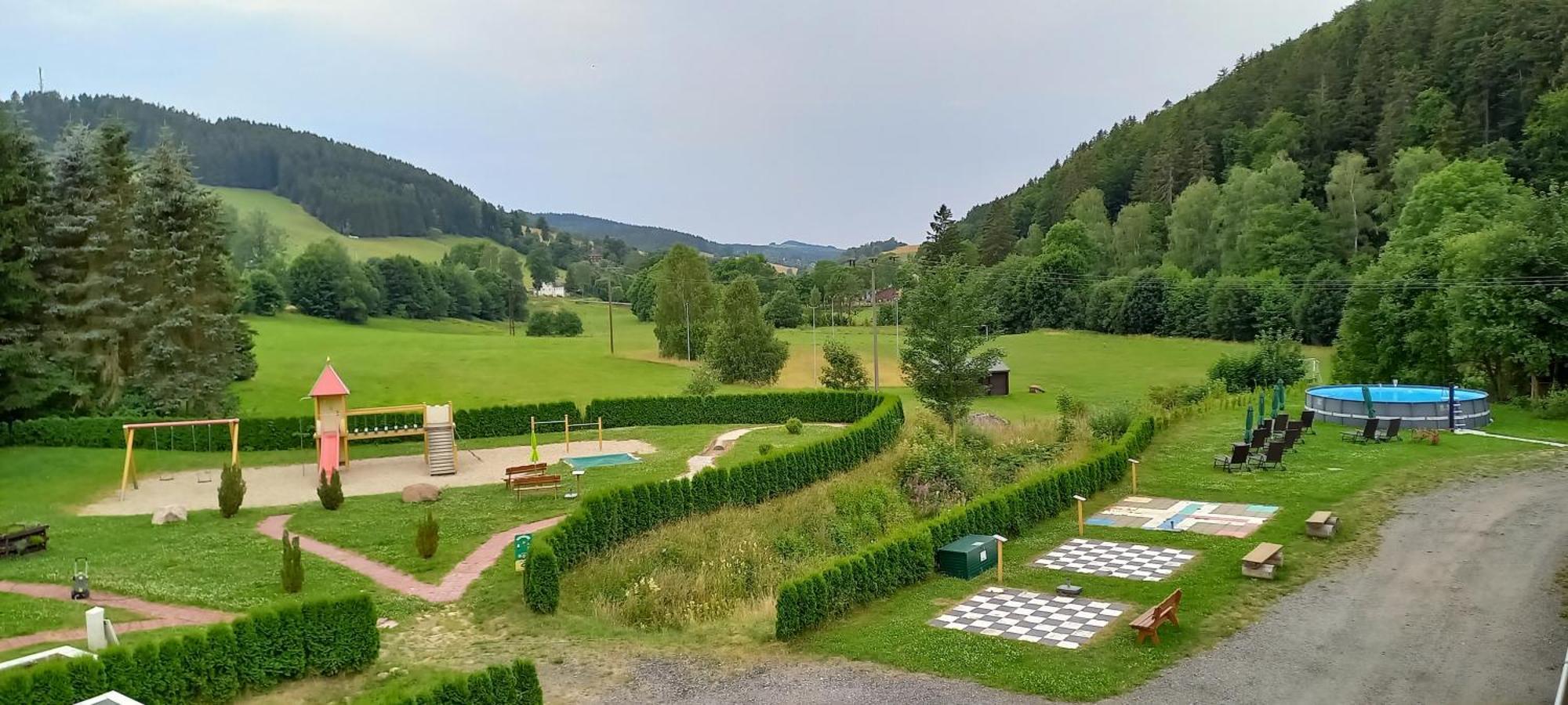 Naturhotel Lindenhof Rechenberg-Bienenmühle Buitenkant foto